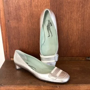 Sigerson Morrison 8 MOD Silver Baby Maryjanes Y2K