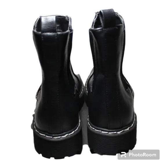 Sincerely Jules Hippie Chelsea Boot