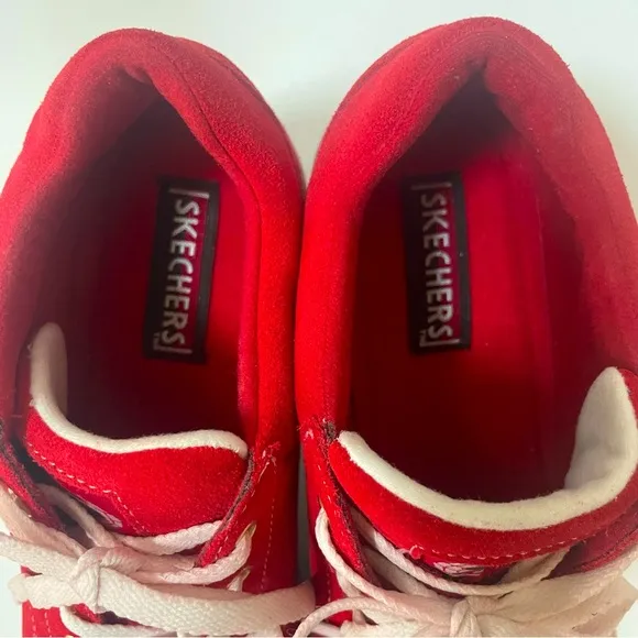 Skechers Retro Red Heartbeats Softy Heeled Sneakers Size 9