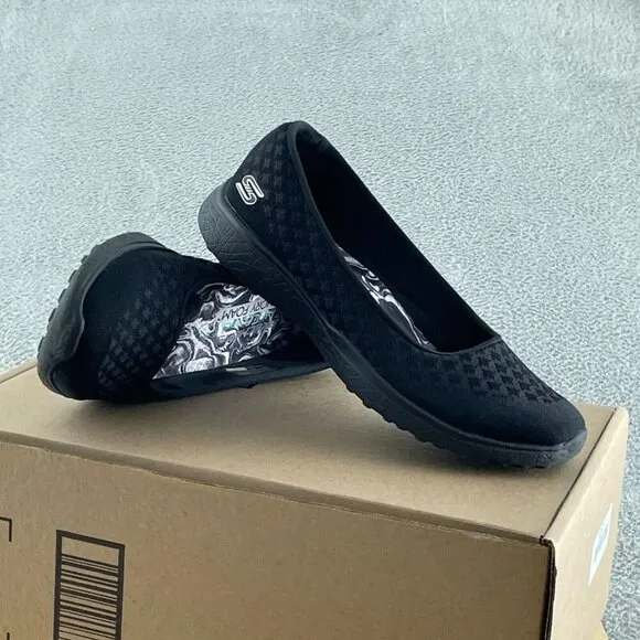 Skechers Womens Microburst One Up Fashion Sneaker, Black, 6 US S059