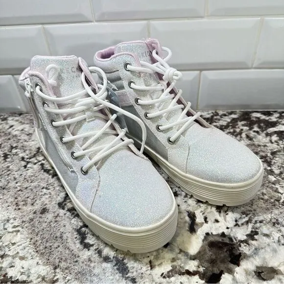 Sketchers Sneakers NWT
