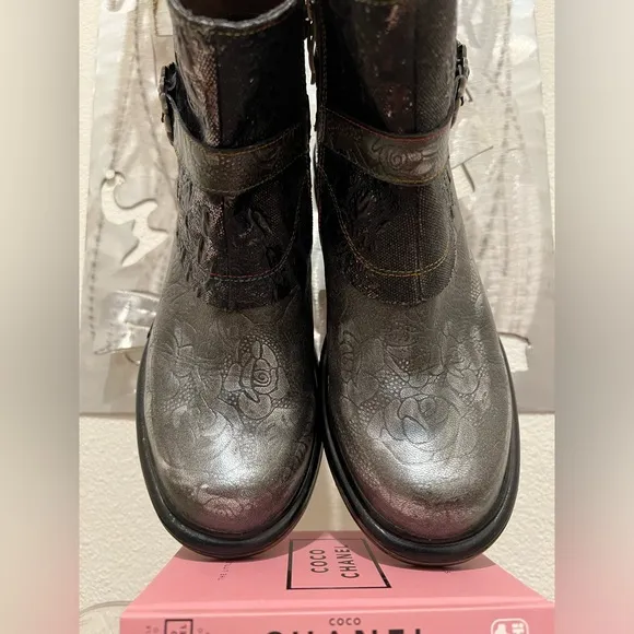 SOFFIA- Meteorite Floral Embossed Leather Chelsea Boot- Size 39