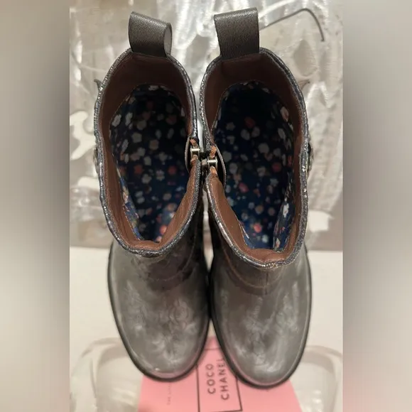 SOFFIA- Meteorite Floral Embossed Leather Chelsea Boot- Size 39
