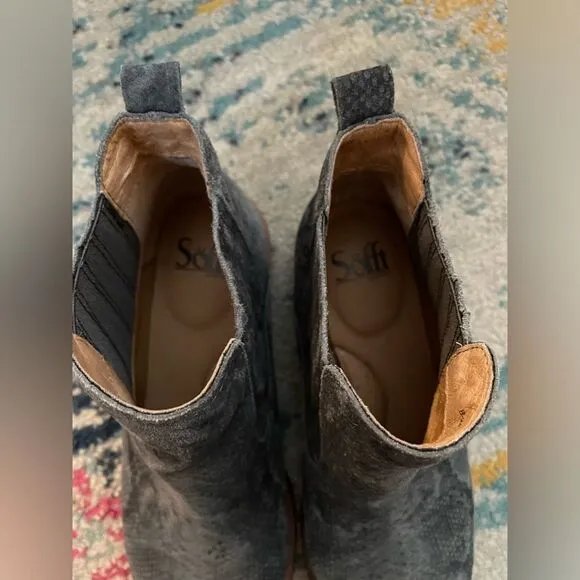 Sofft Bellis Chelsea Boots Blue/Gray Suede Faux Snake Skin Leather Size 8.5