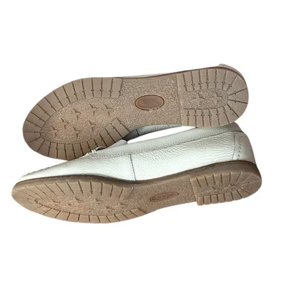 Sofft Cream White Woven Leather Grip Bottom Huarache Style Loafers Size 6.5 New!