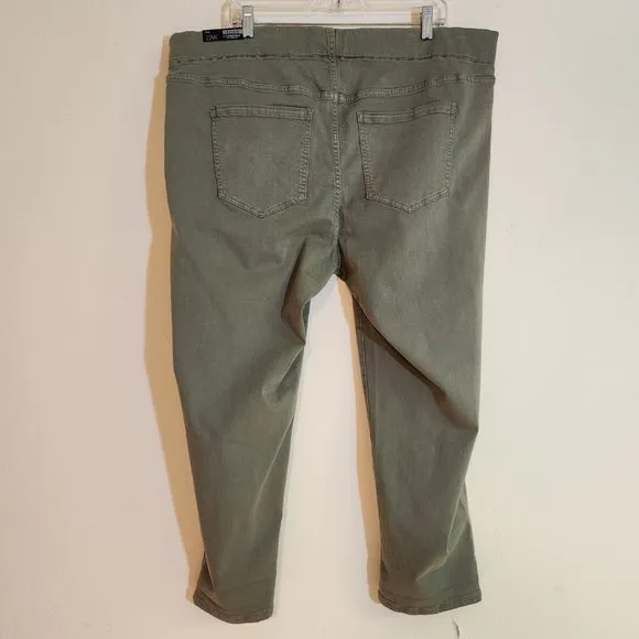 Soft Olive Sage Color Liverpool Pull On Stretch Cropped  22W
