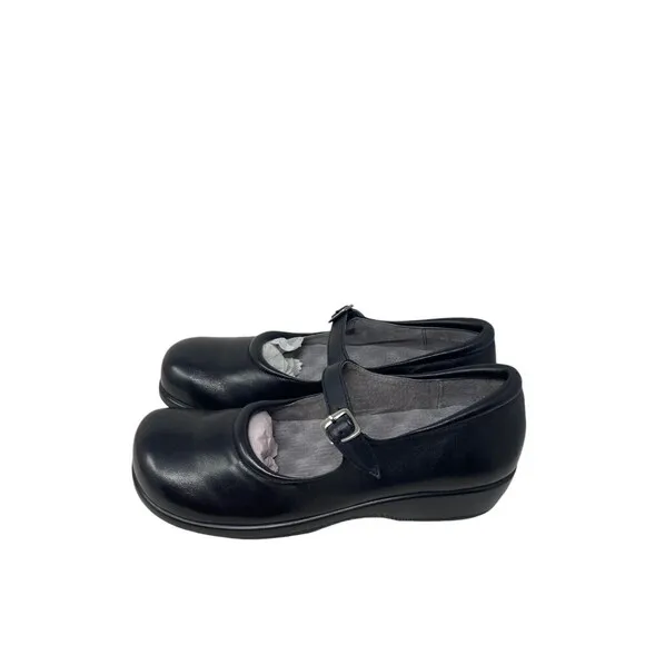 Soft Walk Mary Janes Women's Size 8 Narrow Black Jupiter Cushioned Flats