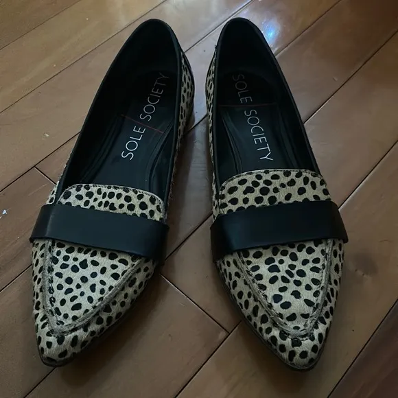 Sole society point two Cheeta fur leather flats size 10 mop wife