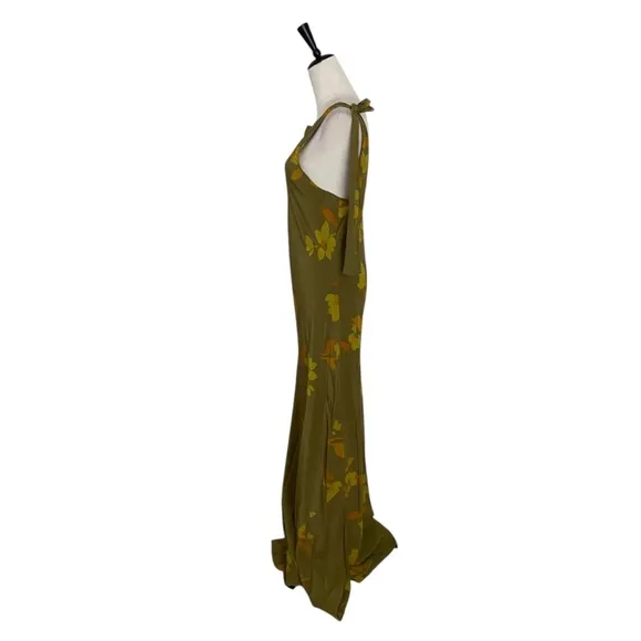 Soleil Soleil Ines Floral Maxi Dress Olive Green