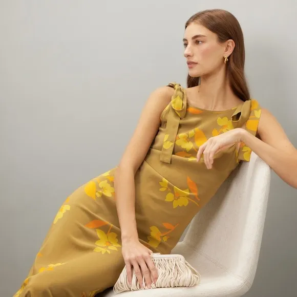 Soleil Soleil Ines Floral Maxi Dress Olive Green