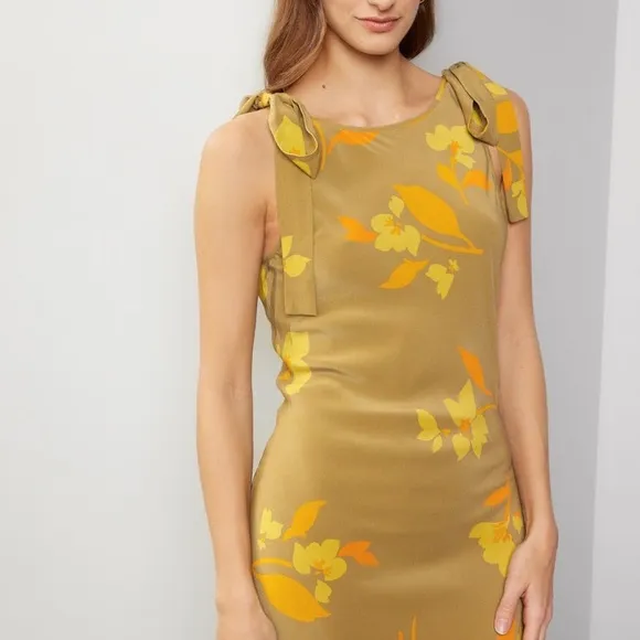 Soleil Soleil Ines Floral Maxi Dress Olive Green