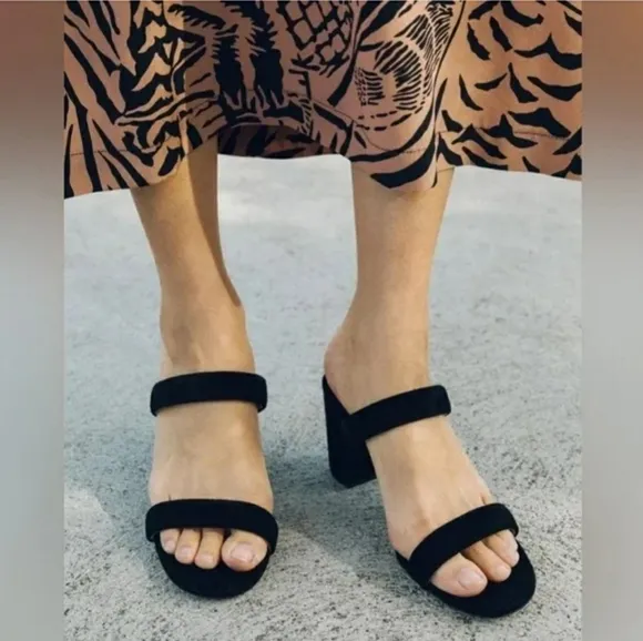 Soludos Ines Sandals minimalist  Black leather upper heel size 9