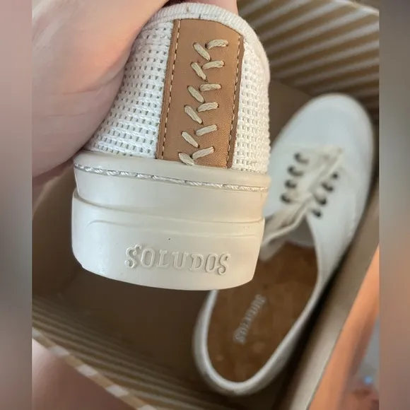 SOLUDOS 🦋 PLATFORM MESH SNEAKERS