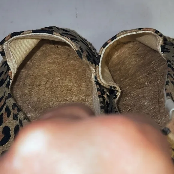 SOLUDOS Smoking Leopard Canvas Slipper Espadrilles In Maroon Black And Tan SZ 7