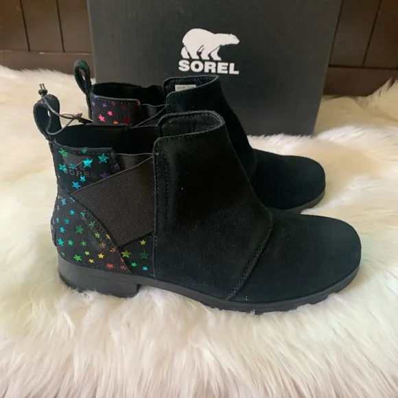 Sorel Chelsea boots