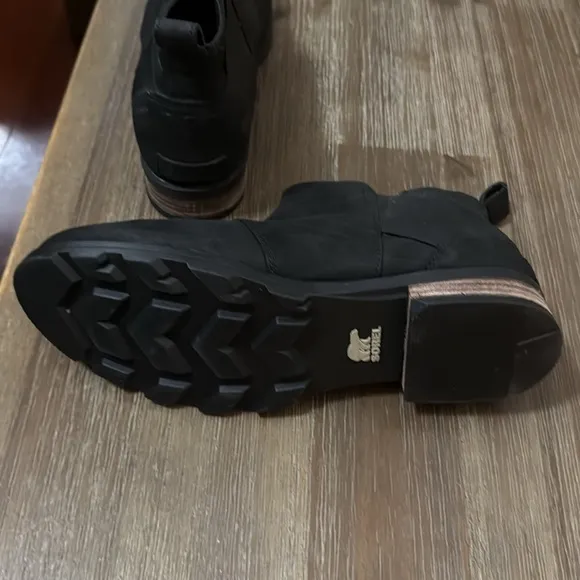 Sorel Emelie Chelsea Black Waterproof Boots