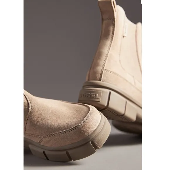 SOREL Explorer Chelsea Boots.