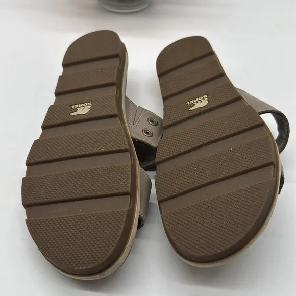 Sorel Gray Two Strap Leather Flat Sandals Size 8 MCS7435P