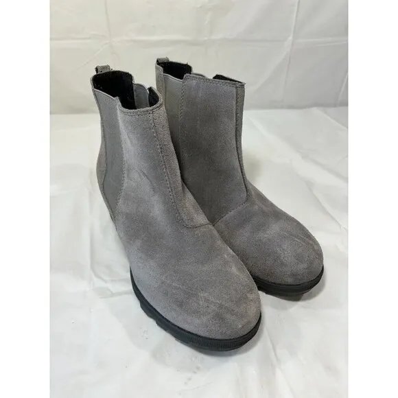 Sorel Joan of Arctic Chelsea Boots Gray Suede Hidden Wedge Booties Size 4