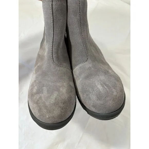 Sorel Joan of Arctic Chelsea Boots Gray Suede Hidden Wedge Booties Size 4