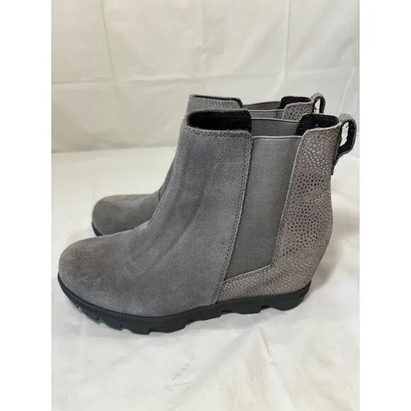 Sorel Joan of Arctic Chelsea Boots Gray Suede Hidden Wedge Booties Size 4