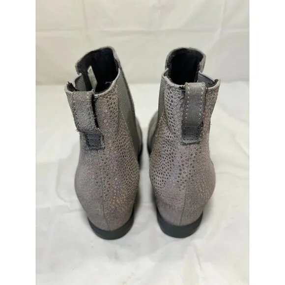 Sorel Joan of Arctic Chelsea Boots Gray Suede Hidden Wedge Booties Size 4
