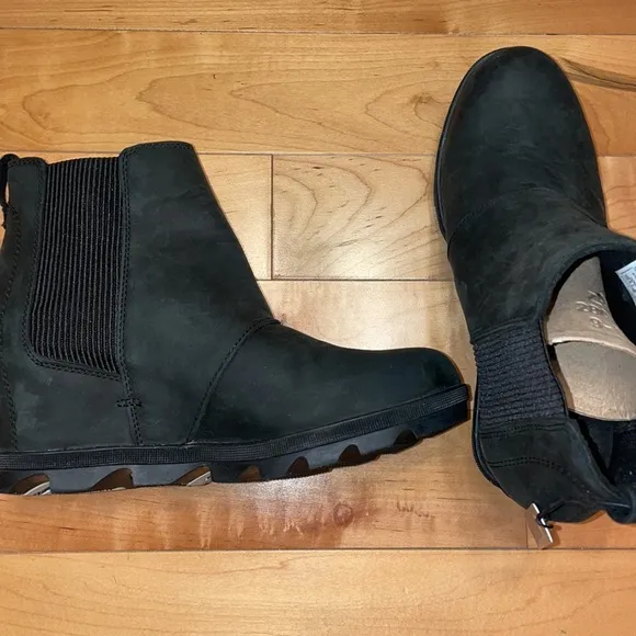 Sorel Joan of arctic wedge II boots black 10.5