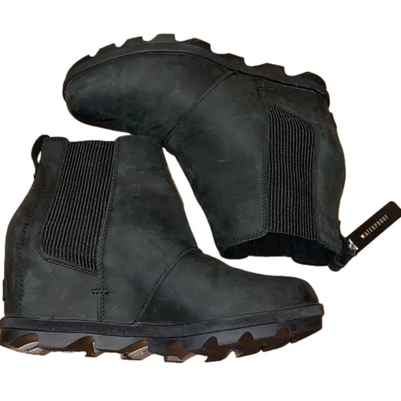 Sorel Joan of arctic wedge II boots black 10.5