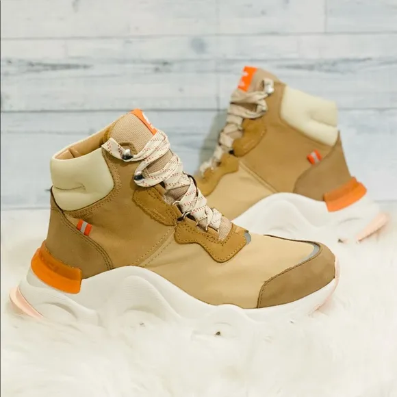 Sorel Kinetic Rnegd Conquest Sneakers