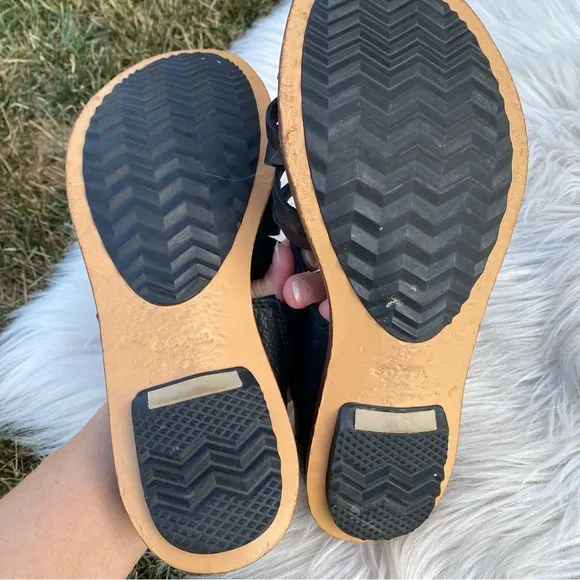Sorel Lake Shoe Sandals Black Size 8.5