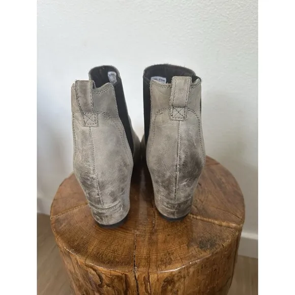 Sorel Lea Wedge Chelsea Boots Women’s 10 Distressed Leather Gray Waterproof