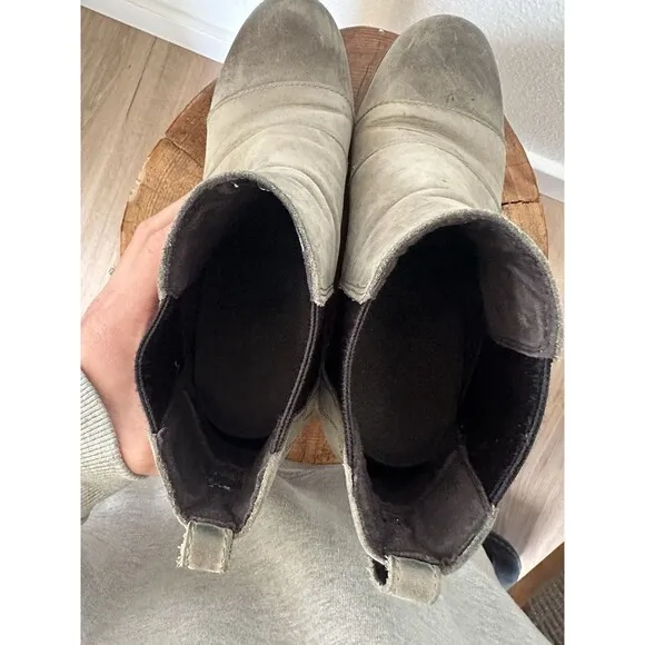 Sorel Lea Wedge Chelsea Boots Women’s 10 Distressed Leather Gray Waterproof