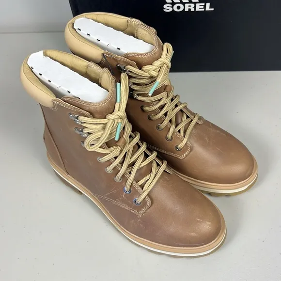SOREL Lennox Lace Up Combat Boot NIB Shelf #18