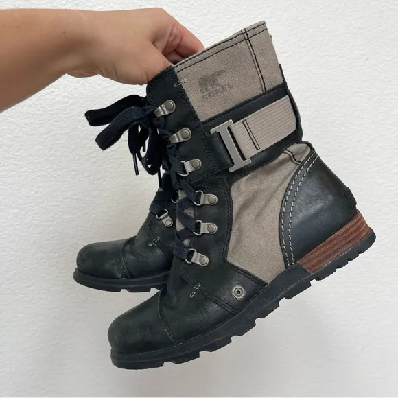 Sorel Major Carly Combat Boots Size 7
