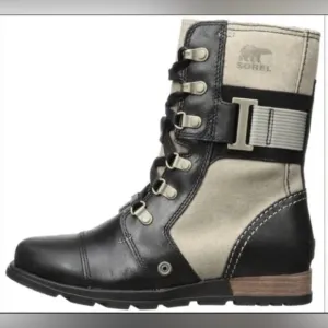 Sorel Major Carly Combat Boots Size 7