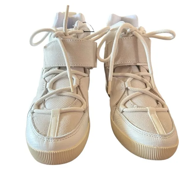 Sorel Out N About Sport Wedge Sneakers Size 7