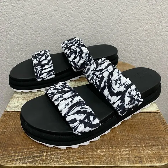Sorel Roaming Two Strap Slide Sandals