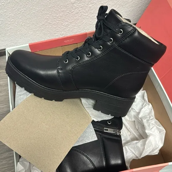 SOUL Naturalizer Nailah Faux Leather Lugged Sole Combat &amp; Lace-up Boots (WIDE)