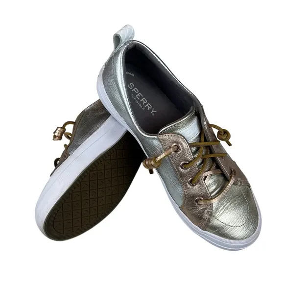 Sperry Classic Low Top Metallic Crest Vibe Sneakers