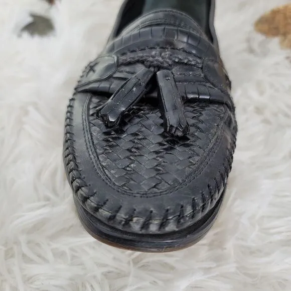 Stacy Adam's woven leather tasseled loafers black