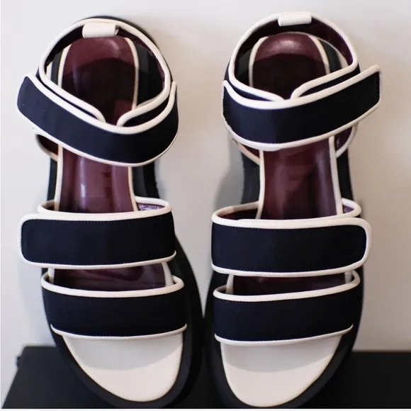 ✨STAUD✨ Black White Contrast Pipiing 1&quot; Platform Ankle Strap Wedge Sandals