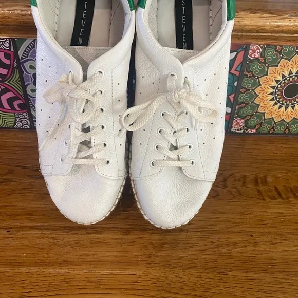 STEPHEN by STEVE MADDEN high espidrille sneakers💚