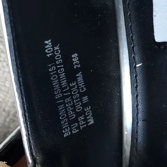 Steve Madden Bensonn Mary Jane Ballet Flats Sz-10 NWOT