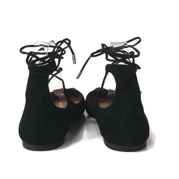 Steve Madden black suede &quot;Lecrew&quot; lace up flats