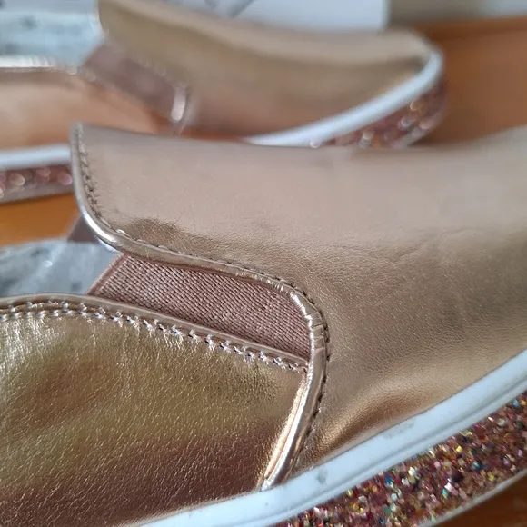 Steve Madden glitter sneakers iridescent metallic pink rose gold platform active