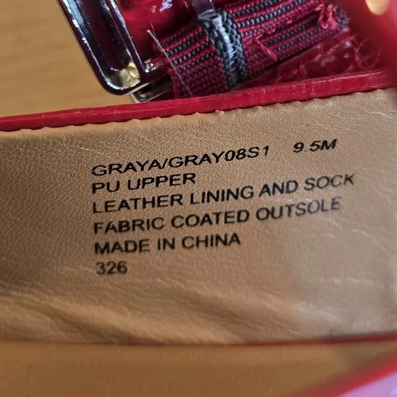 Steve Madden Graya Red Patent Slingback Flats Size 9.5 NWOB