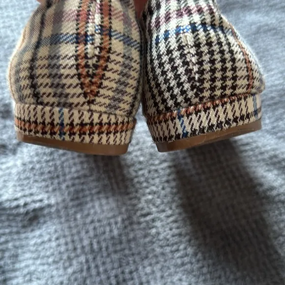 Steve Madden Houndstooth Plaid Fabric Loafers Size 6.5 Multicolor Slip On Flats