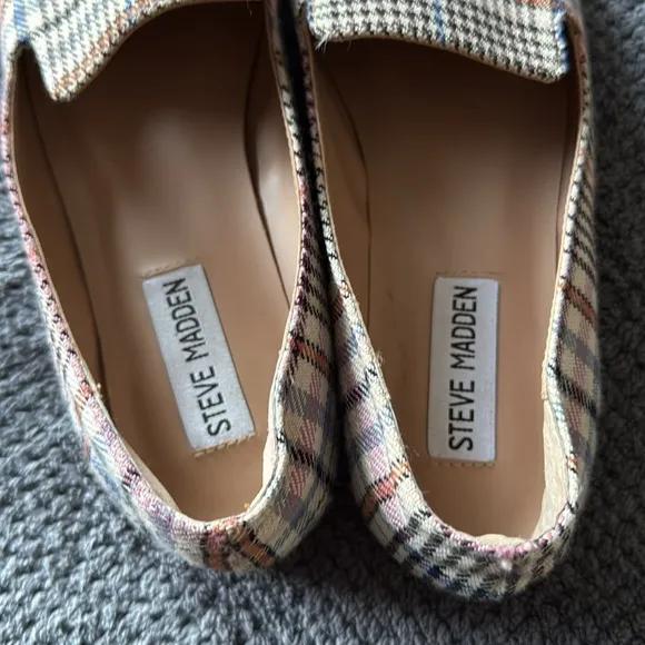 Steve Madden Houndstooth Plaid Fabric Loafers Size 6.5 Multicolor Slip On Flats