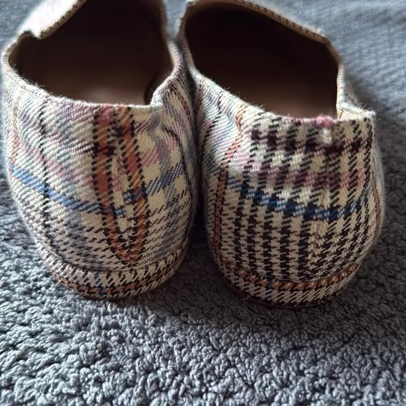 Steve Madden Houndstooth Plaid Fabric Loafers Size 6.5 Multicolor Slip On Flats