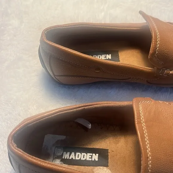 Steve Madden Men’s 9 M-Need Vegan PU Leather Tan Driving Loafers Slip On